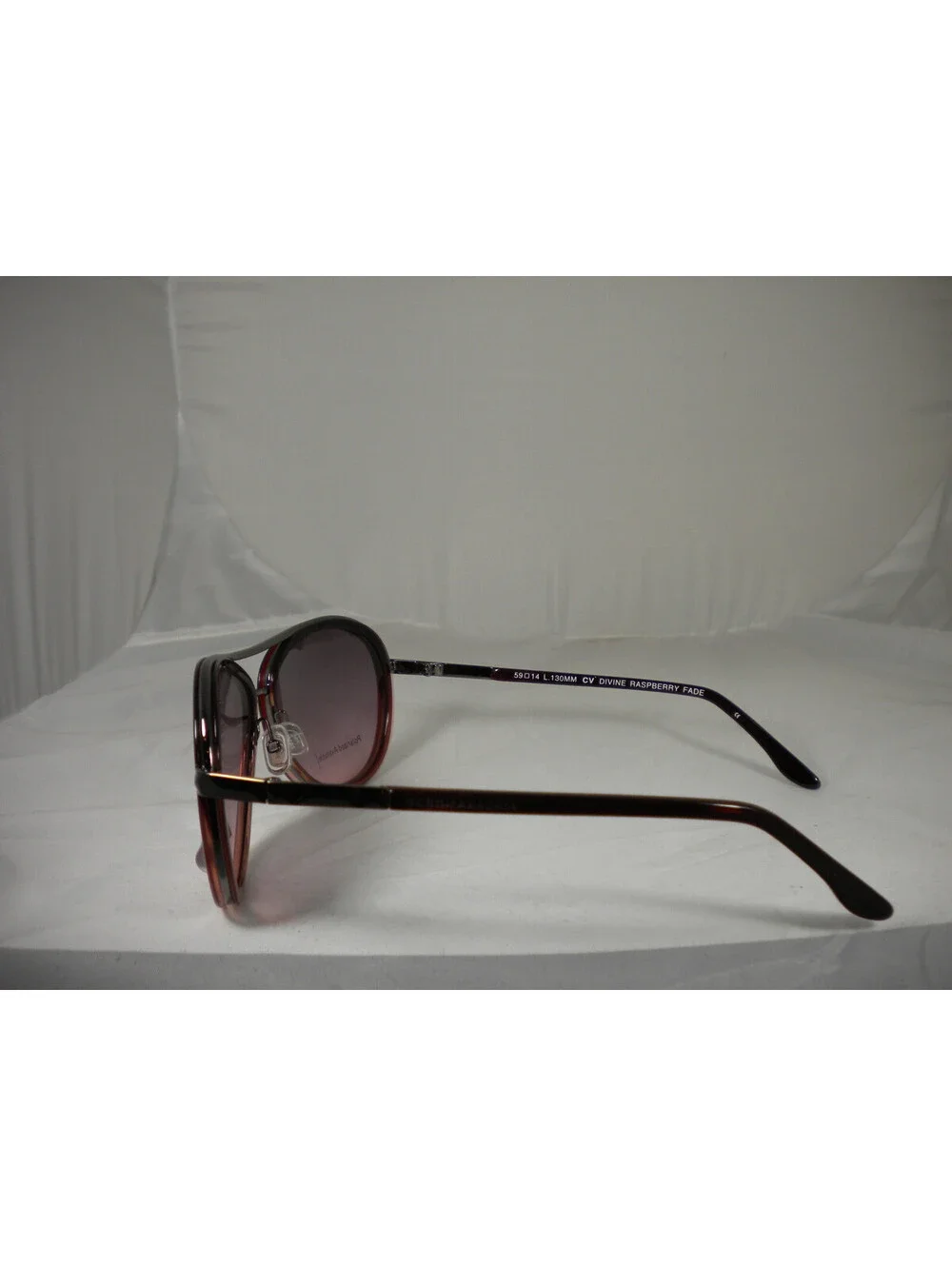 BCBGMAXAZRIA Devine Raspberry Fade (BCBG-123)